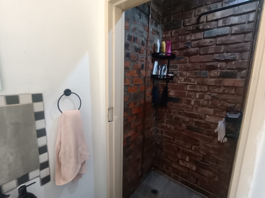 3 Bedroom Property for Sale in Verwoerdpark Northern Cape